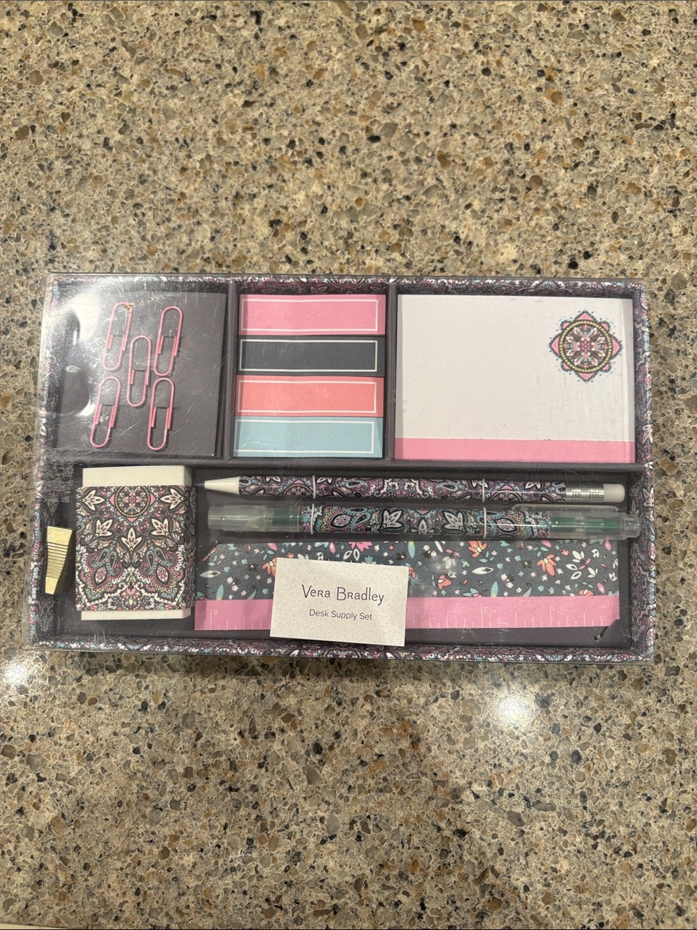 NWT Desk supply set
